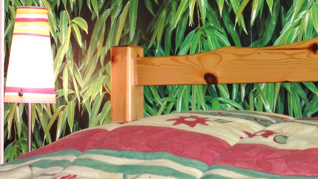 Les Chemins Verts Buissard Rum bild